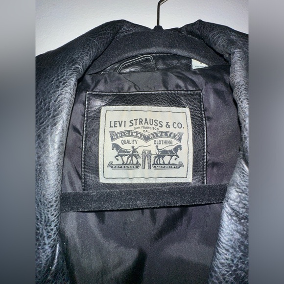 Levis leather jacket large - Picture 3 of 4